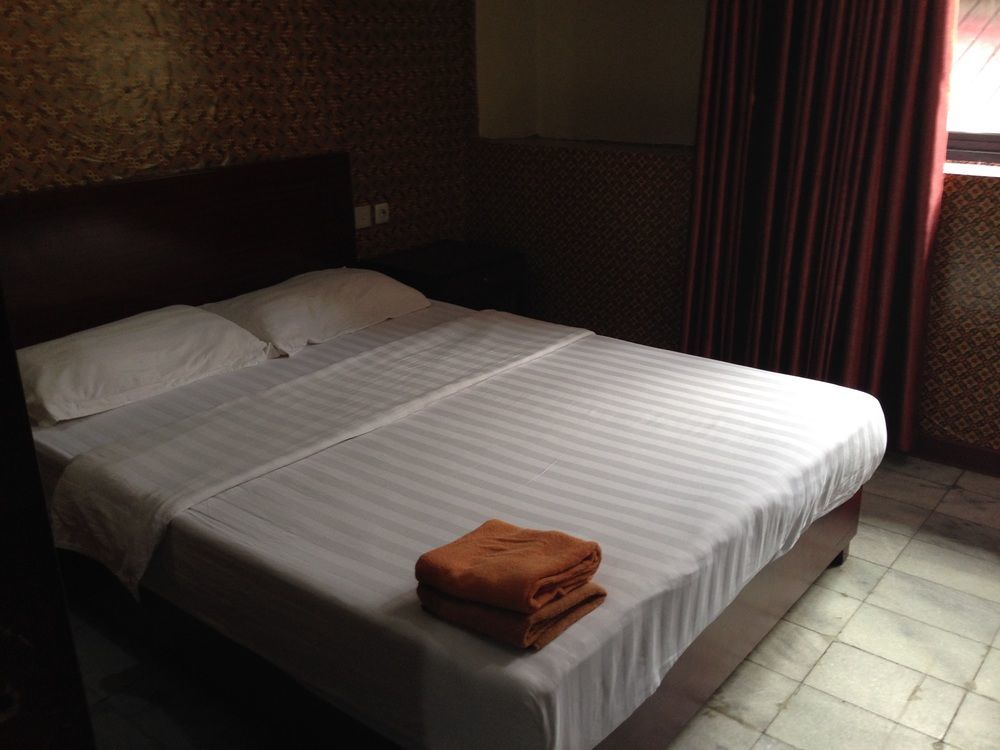 Hotel Mustika Senen Jakarta Luaran gambar
